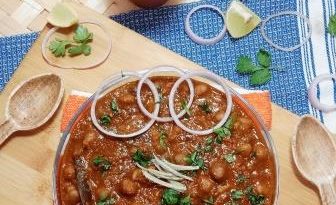 Amritsari Chole Recipe