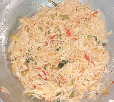 Schezwan Fried Rice Recipe (शेजवान फ्राइड राइस रेसिपी )