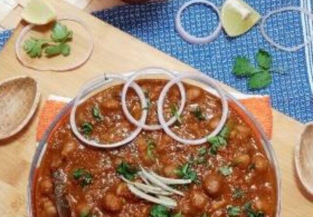 Amritsari Chole Recipe