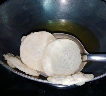 Surti Aloo Puri