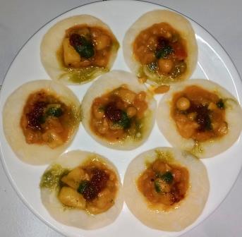 Surti Aloo Puri