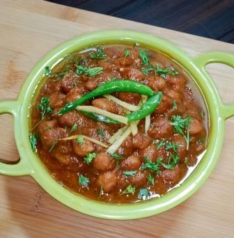 Chana Masala Recipe in Hindi