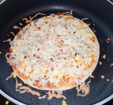 Schezwan Corn Pizza Recipe in Hindi 