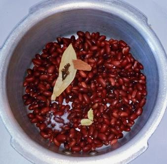 राजमा चावल(Rajma Chawal Recipe In Hindi) 