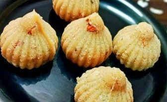 पोहे के मोदक रेसिपी | Poha Modak Recipe | Ganesh Chaturthi Recipe