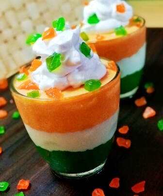 तिरंगा मूस डेजर्ट रेसिपी |Mousse | Tiranga Mousse | 3 Layers Mousse | No-Bake Mousse Dessert Recipe