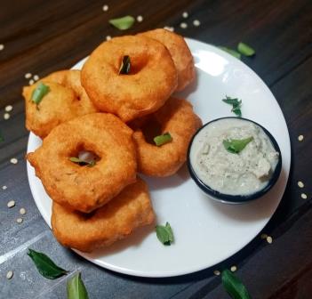 मेदू वड़ा रेसिपी | medu vada recipe in mixie | uddina vada | medhu vadai | ulundu vadai