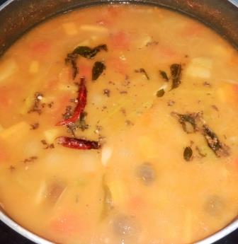 उडुपी सांभर रेसिपी | Udupi Sambar Recipe in Hindi | Udupi Hotel Sambar Recipe 