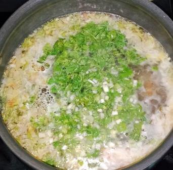 लेमन एण्ड कोरीयेन्डर सूप | lemon coriander soup in hindi | नींबू धनिया सूप रेसिपी | लेमन कोरिएंडर क्लियर सूप