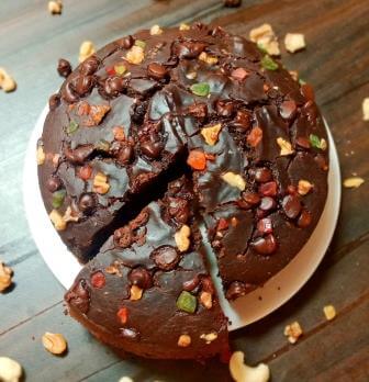 चॉकलेट बनाना केक रेसिपी | chocolate banana cake in hindi without Oven | एगलेस चॉकलेट बनाना केक | बिना अंडे की केला चॉकलेट केक