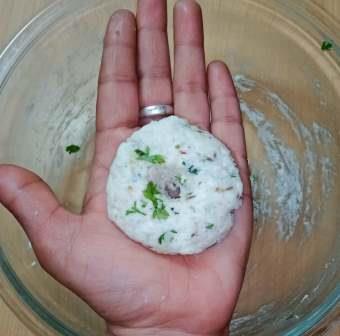 छाछ वड़ा रेसिपी | इंस्टेंट मोर वडै | कुरकुरी चास वड़ा | buttermilk vada in hindi