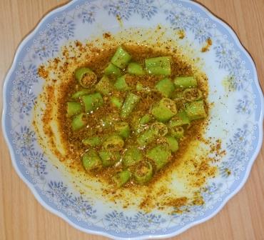 हरी मिर्च का अचार रेसिपी | Hari Mirch ka achar recipe in hindi | Instant Green chili Pickle recipe | How To Make Green chili pickle | हरी मिर्च का अचार बनाने की विधि 
