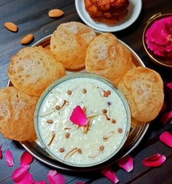 खीर पूरी रेसिपी | kheer puri recipe in hindi | खीर पूड़ी (पूरी) बनाने की विधि 