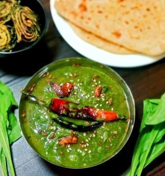 लसूनी पालक रेसिपी (lehsuni palak dhaba style recipe in hindi)