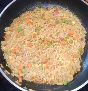 maggi masala noodles recipe in hindi | मैगी नूडल्स रेसिपी | मैगी रेसिपी 