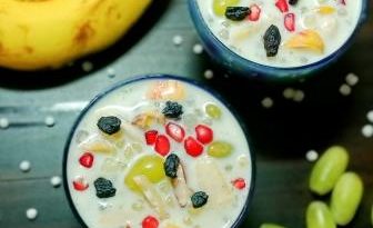 साबूदाना फ्रूट कस्टर्ड रेसिपी (sabudana fruit custard in hindi)