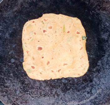 दही पराठा रेसिपी | dahi paratha recipe in hindi | दही के पराठे | कर्ड पराठा | दही का पराठा बनाने की विधि (स्टेप बाय स्टेप फोटो के साथ) : 