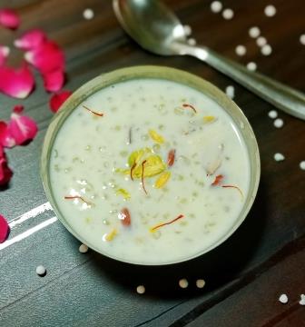 साबूदाना खीर रेसिपी | sabudana kheer recipe in hindi | साबक्की पायसा | सागो पायसम