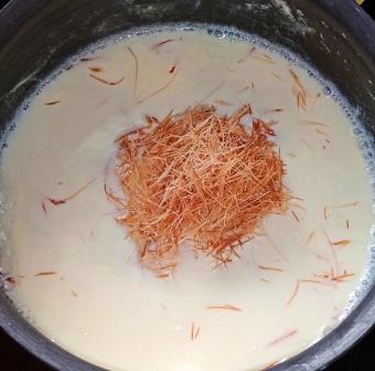 शेवयाची खीर रेसिपी | sevai kheer recipe in marathi | सेवई खीर रेसिपी | वर्मीसेली खीर कशी बनवायची