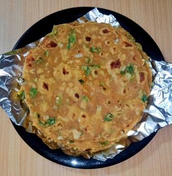 स्प्रिंग अनियन पराठा रेसिपी | Spring Onion Paratha Recipe in Hindi | हरी प्याज के पराठे | Scallion Flatbread recipe
