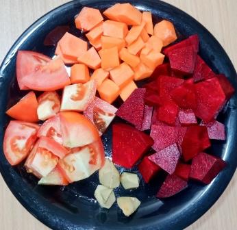 गाजर, टमाटर और चुकंदर का जूस | हेल्थी वेजिटेबल जूस | Carrot, Tomato and beetroot juice | वजन कम करने के लिए गाजर, टमाटर और चुकंदर का जूस